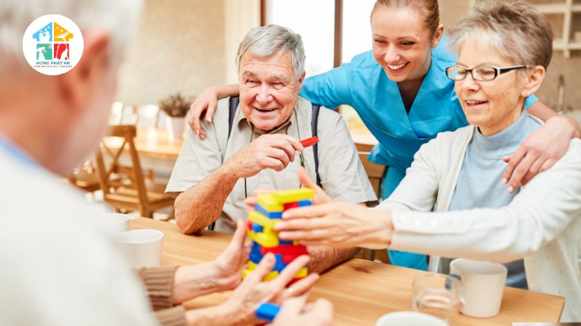 Dịch vụ giúp việc nhà chăm sóc người già tại nhà