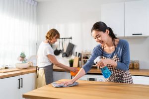 Cần tìm người giúp việc gấp tphcm 